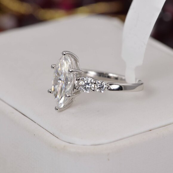 Certified 3.6tcw Marquise Cut Engagement Moissanite Ring 925 - Picture 4 of 7